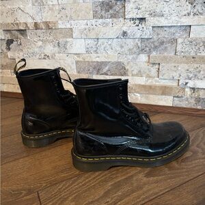 Black Shiny Dr Martens